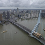 erasmusbrug in onderhoud